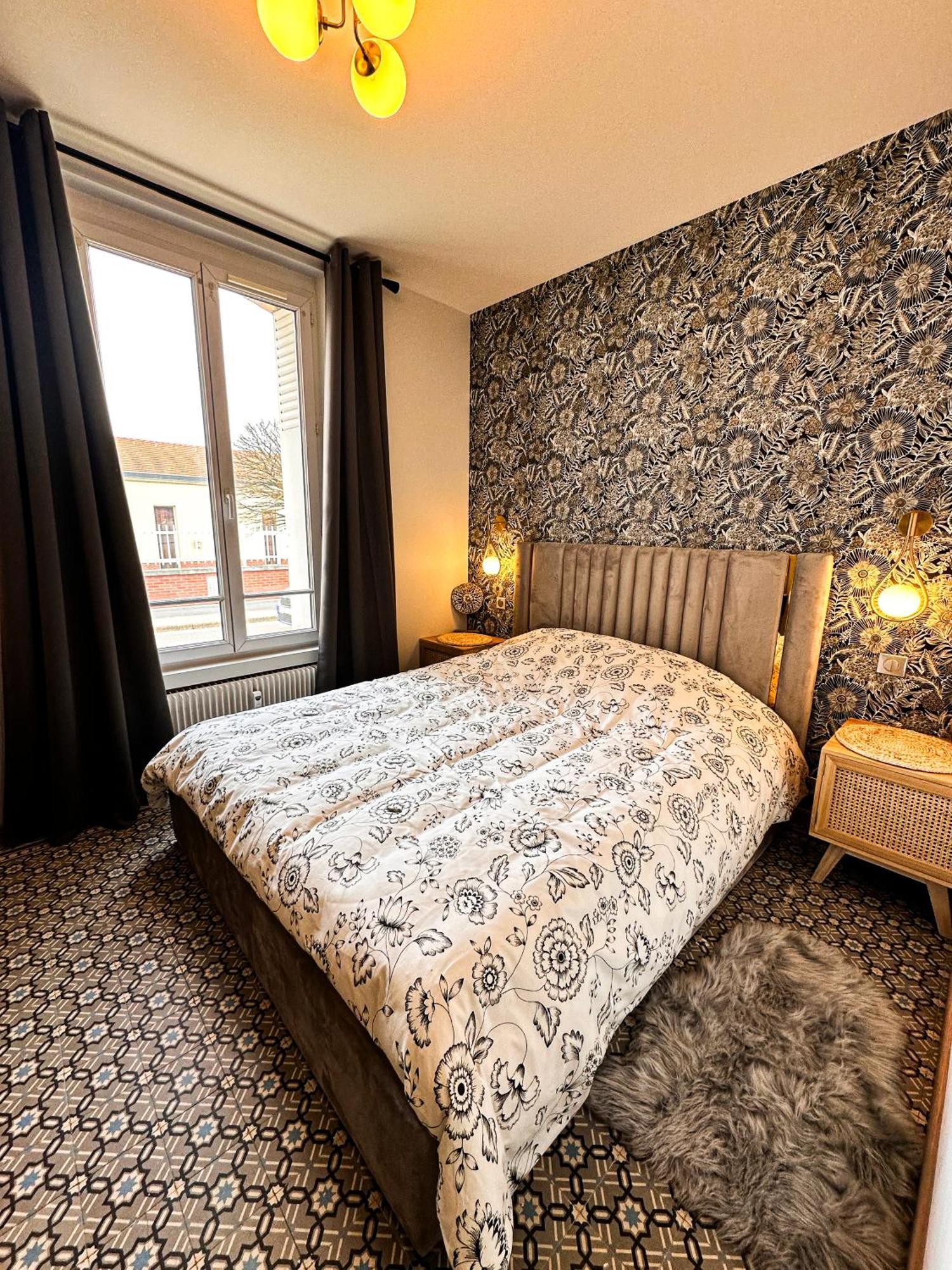Ferienwohnung L'Echappee Compiegnoise Compiègne Exterior foto